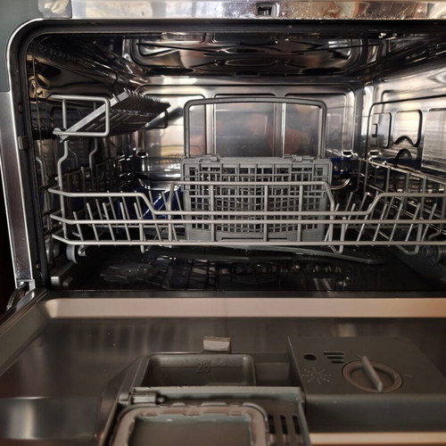 MORRIS dishwasher, almost new