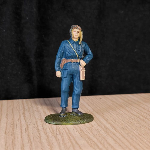 Red Army Carrier collectible figure like new, 6.5cm