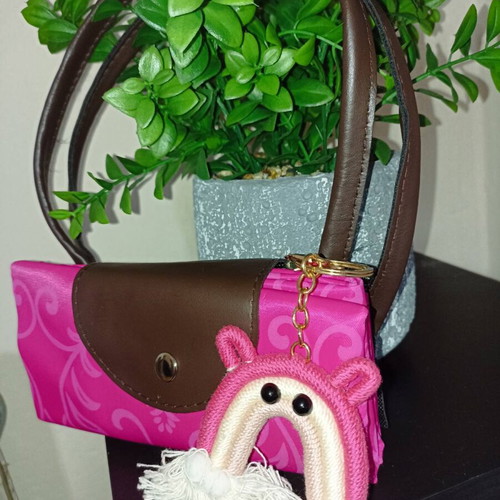 Foldable Origami Waterproof Fuchsia Handbag like new with keychain