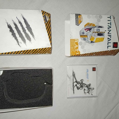 TitanFall Collector's Edition Gaming Mouse Mad Catz RAT R.A.T 3 new