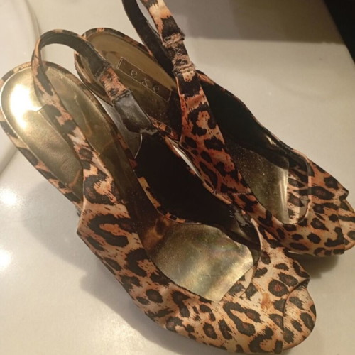 Exe platform sandals size 40, black