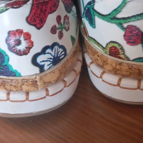 Women's floral shoes with laces and zipper like new, size 41, multicolor