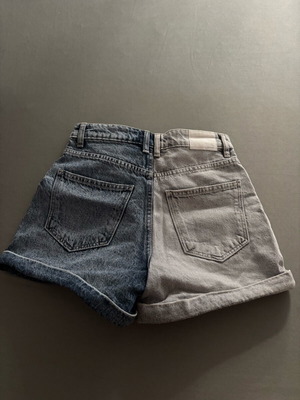 Σορτσάκι δίχρωμο Bershka νούμερο 34 like new