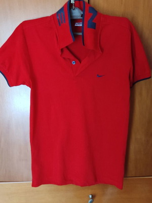 Nike shirt size M like new, red