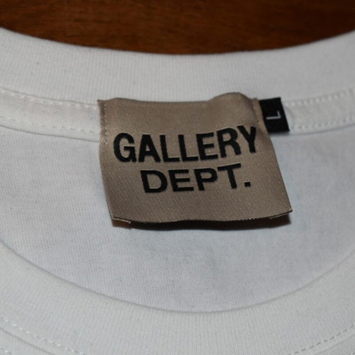 Gallery Dept T-shirt like new, size L, white