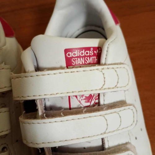 Adidas Stan Smith kids shoes like new, size 24