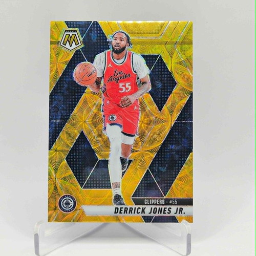 Panini Mosaic Derrick Jones Gold Scope card like new
