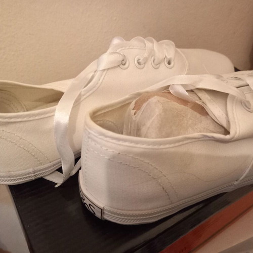B&S white canvas shoes size 38