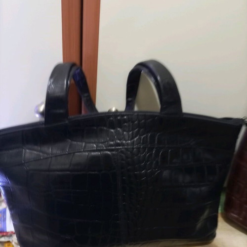 Pack of two used bags black and brown with zipper