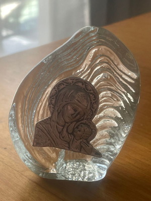 Murano Glass icon with embossed Madonna and Child image like new