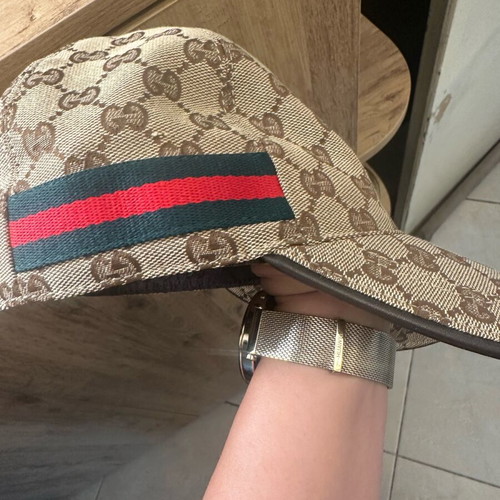 Gucci hat like new, beige, size M