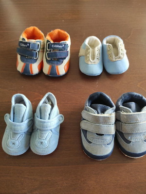 Baby shoes used, pack of 4 pairs for 3-6 months