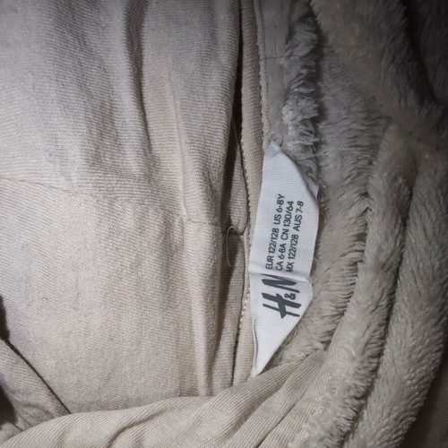 H&M Kids Sweater like new, beige, for 7-year-old girl