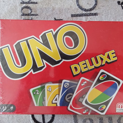 Uno Deluxe board card game new sealed