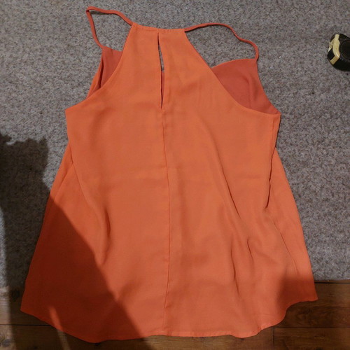 Orange tank top like new
