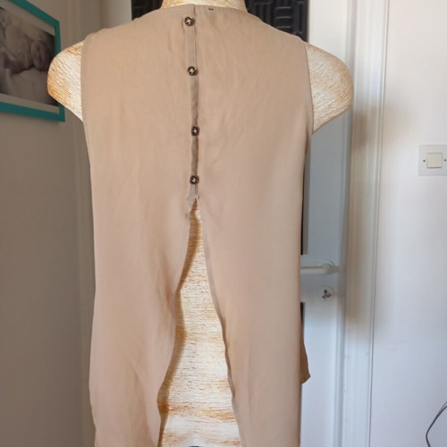 Iris women's top beige like new, size S/M