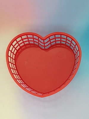 Heart-Shaped Basket like new, multifunctional storage