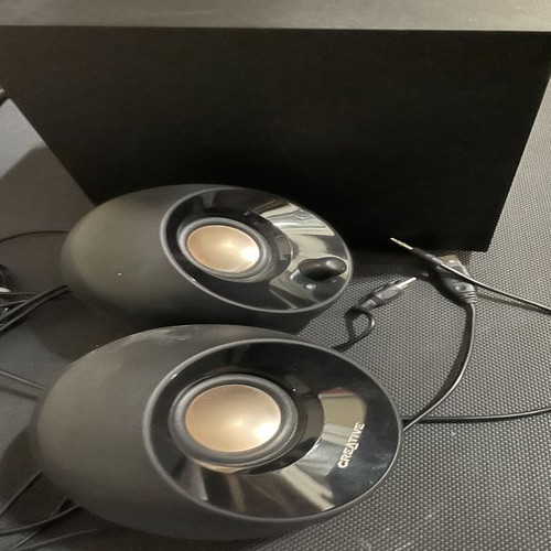 Creative Pebble Plus 2.1 computer speakers with subwoofer used