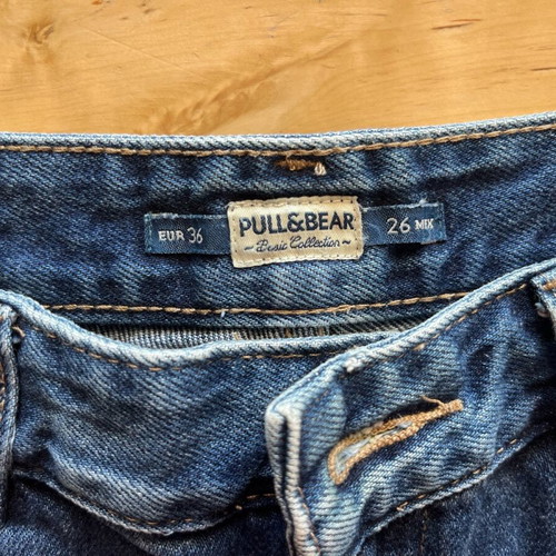 Pull&Bear denim shorts used, size S with cutouts