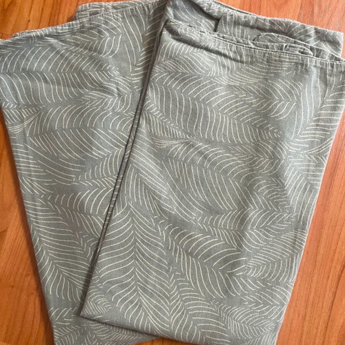 Flannel pillowcases with zipper, warm design