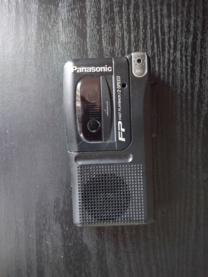 Panasonic RN-202 portable microcassette recorder used, needs repair