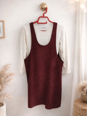 Burgundy mini dress jumpsuit with 3/4 sleeve top like new