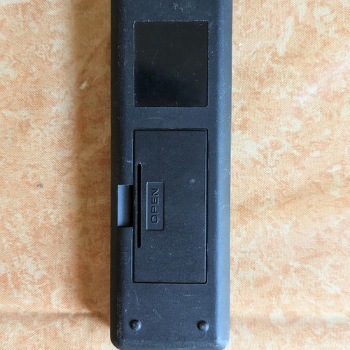 Pioneer Multi Compact Disc Player Remote Control Unit CU-PD068 like new