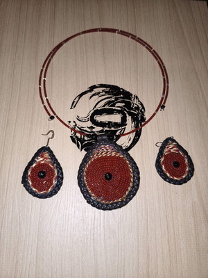 Women's jewelry set new, black and brown