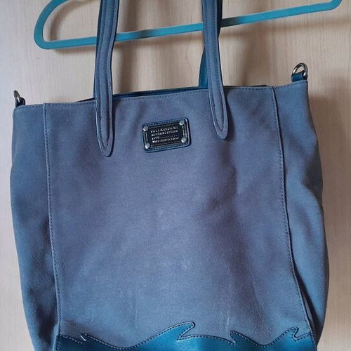 Full Ah Sugah bag new, large shoulder with black trim