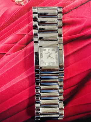 Baume & Mercier Catwalk quartz watch with diamonds