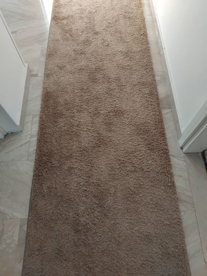 Shaggy beige runner rug like new, washable, 2.70x0.75 m