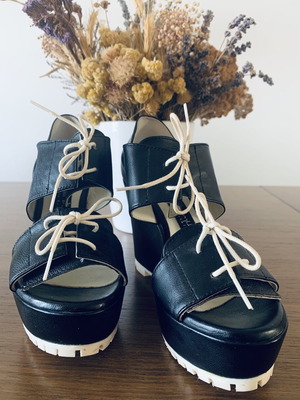 Ioanna Kourbela leather platform sandals new, black and white