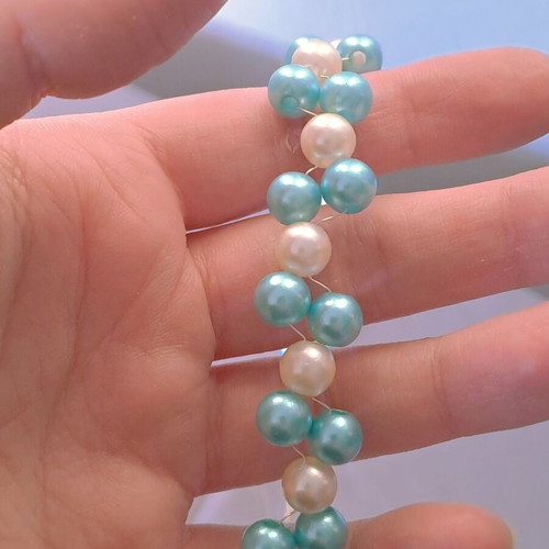 Choker with white and blue pearls new