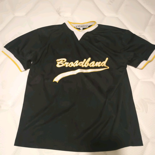 Tshirt Earthbound NoL college style like new, black, size L