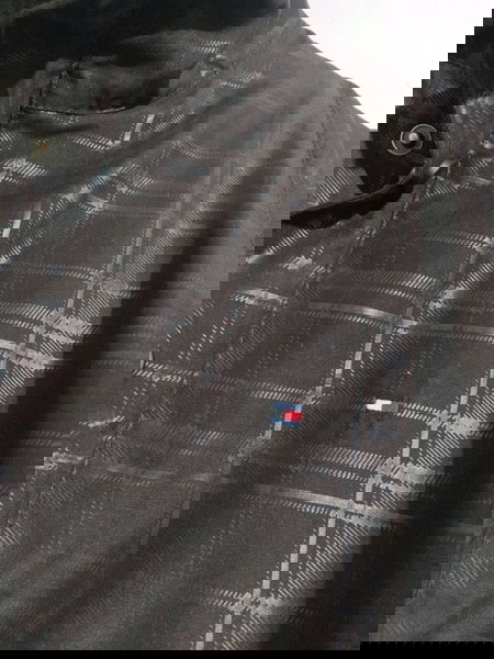 Tommy Hilfiger medium