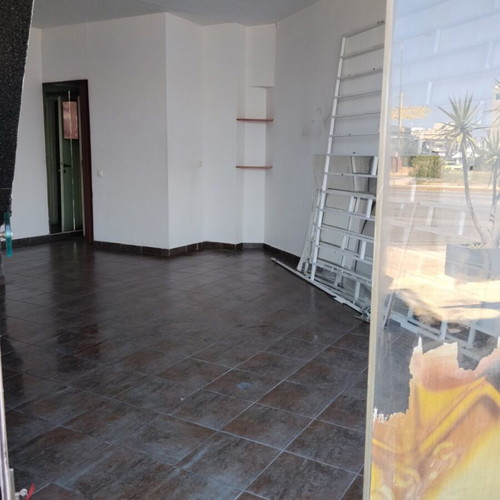 Commercial space 52 sqm Aigaleo with mezzanine and WC