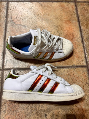 adidas gazelle silver green womens adidas x Puffer Reds Adistar Cushion 'Track 45' 4.5 main image 0
