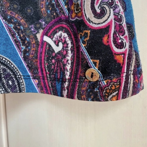 BSB winter dress like new, colorful with 3/4 sleeves