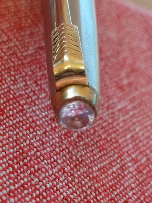 Parker στυλό μεταχειρισμένο δεκαετίας 80-90 με ροζ πετραδάκι