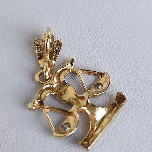 Gold zodiac pendant Libra used 14K 15mm