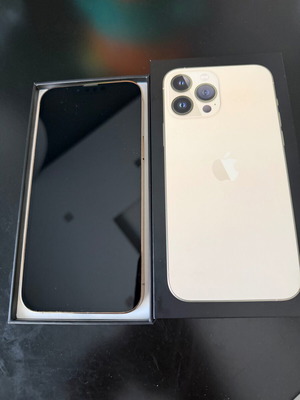 iPhone 13 Pro Max 256GB like new, gold, with cases