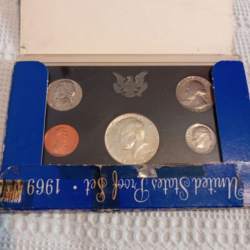 1969 U.S Proof Set new, silver coins