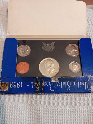 1969 U.S Proof Set new, silver coins