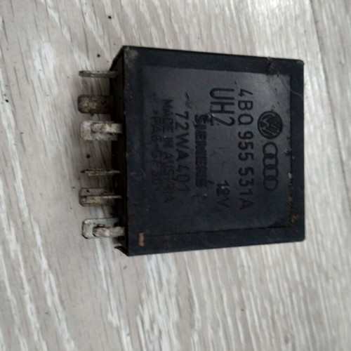 Relay for VW Audi 4B0 955 531A used