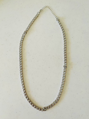 Metal Neck Chain like new, silver color, 54cm length
