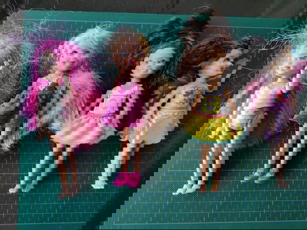 4 Μινι κουκλιτσες barbie