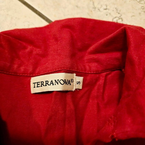 Branded t-shirt like new, pack of 20 pieces, sizes S-M