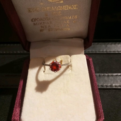 Silver ring 925 with red zircon stone like new