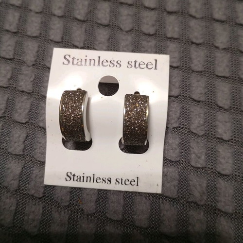 Small hoop earrings new stainless steel black and silver