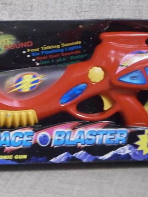 Space Blaster Electronic Gun new with box, vintage functional